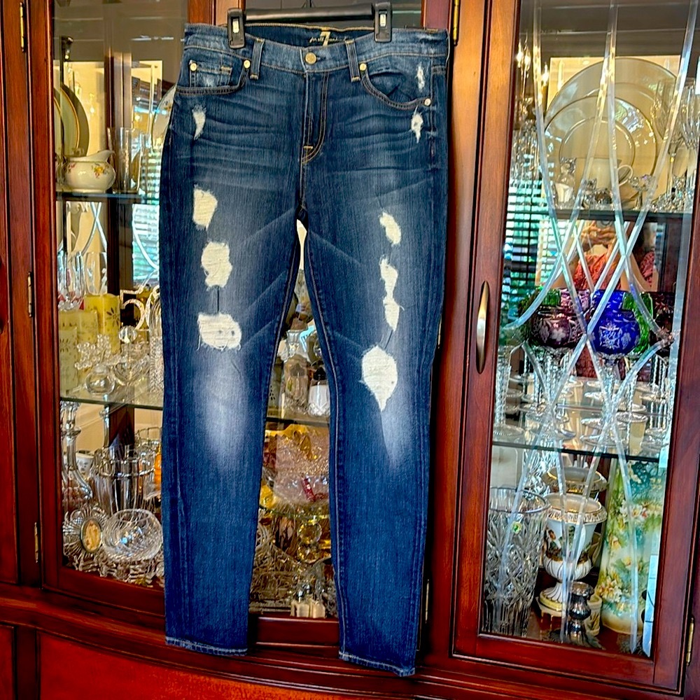 SOLD-NWOT 7 for all mankind ‘the skinny’ distressed jeans. Size 30